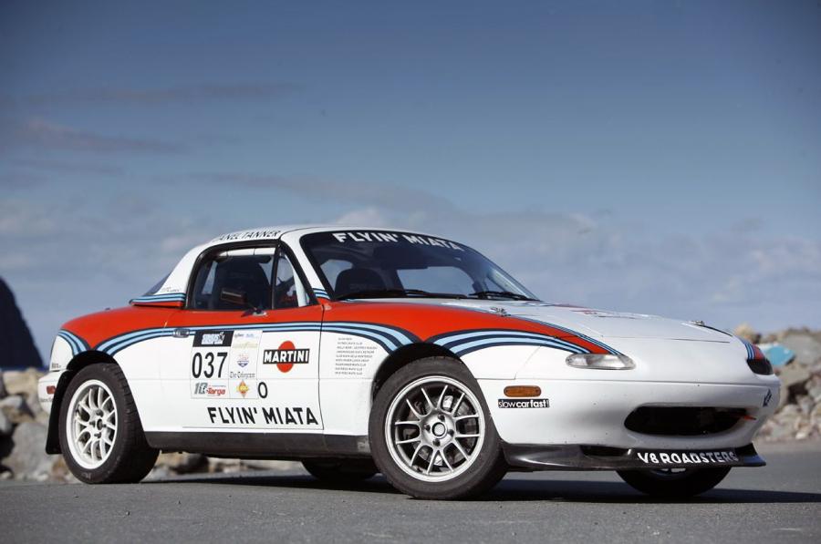  Mazda Flyin Miata V8 Targa MX-5 Miata 2011 года  (фото 9 из 15)
